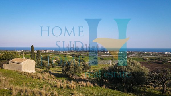 casa indipendente in vendita a Noto