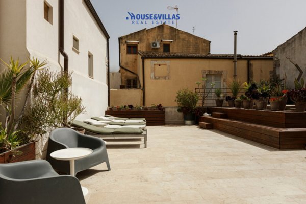 casa indipendente in vendita a Noto