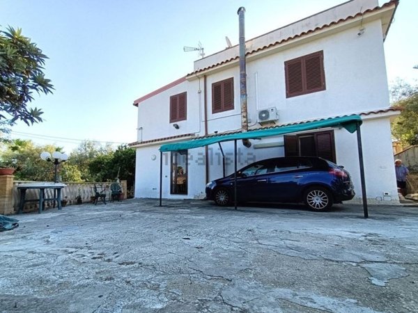 casa indipendente in vendita a Noto in zona Lido di Noto