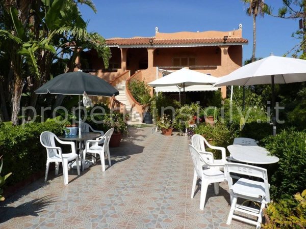 casa indipendente in vendita a Noto in zona San Lorenzo