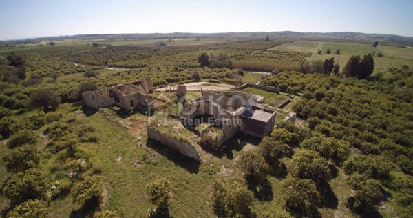 casa indipendente in vendita a Noto