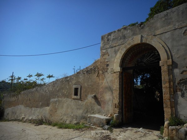 casa indipendente in vendita a Noto