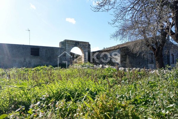 casa indipendente in vendita a Noto in zona Villa Vela