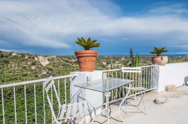 casa indipendente in vendita a Noto