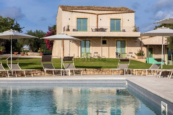 casale in vendita a Noto