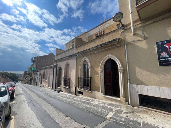 casa indipendente in vendita a Noto