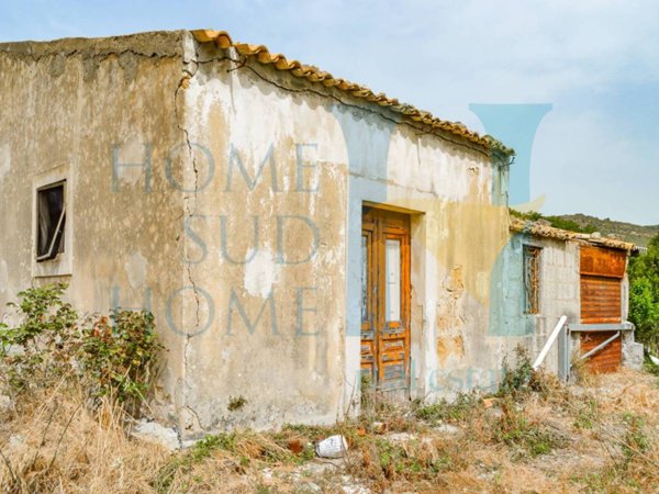 casa indipendente in vendita a Noto