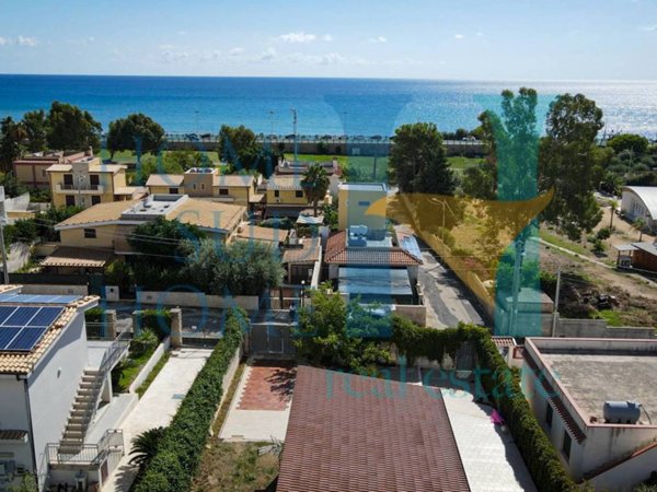 casa indipendente in vendita a Noto