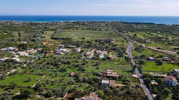 casa indipendente in vendita a Noto