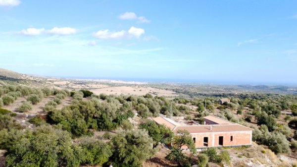 casa indipendente in vendita a Noto