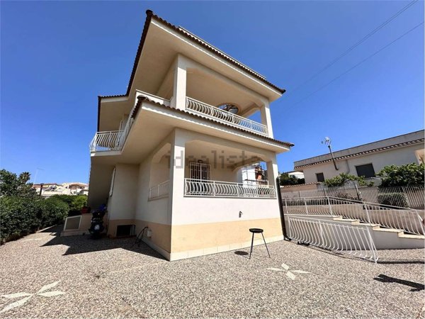 casa indipendente in vendita a Noto in zona Lido di Noto