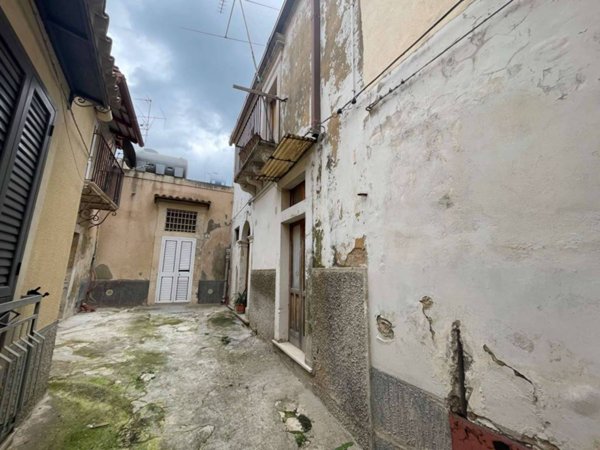 casa indipendente in vendita a Noto