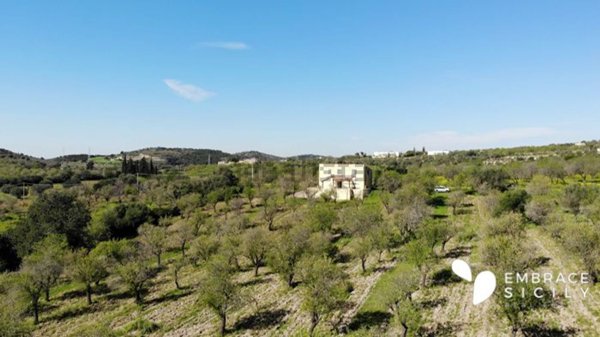 casa indipendente in vendita a Noto
