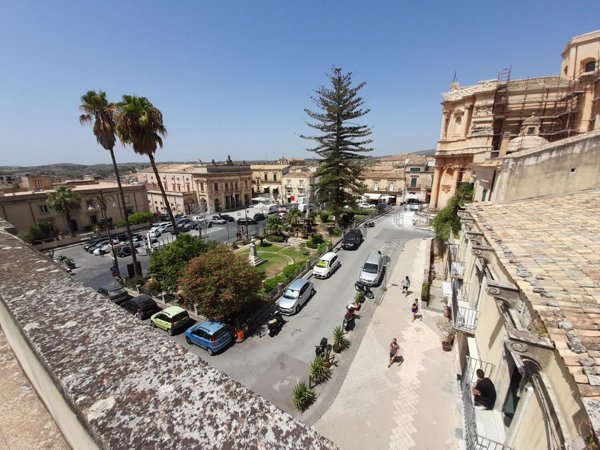 casa indipendente in vendita a Noto