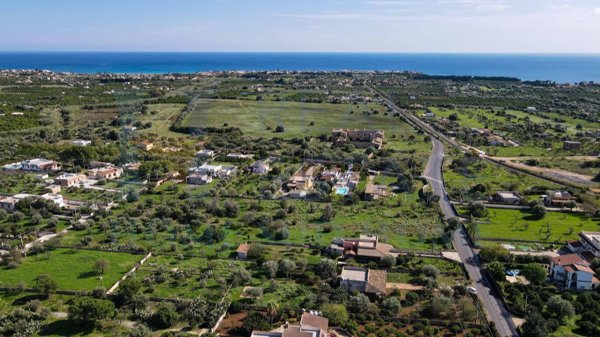 casa indipendente in vendita a Noto