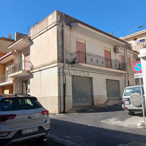 casa indipendente in vendita a Noto