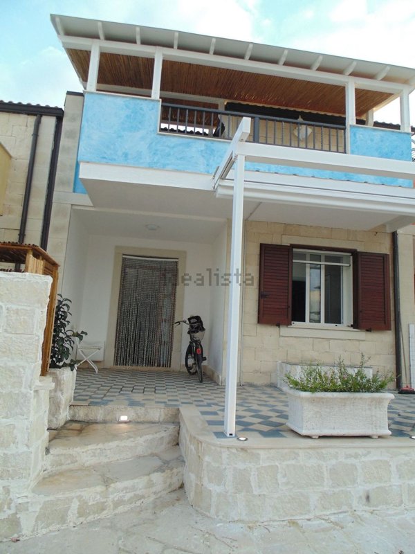 casa indipendente in vendita a Noto