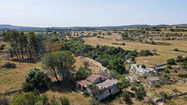 casa indipendente in vendita a Noto