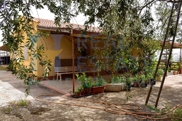 casa indipendente in vendita a Noto
