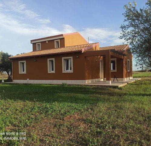 casa indipendente in vendita a Noto