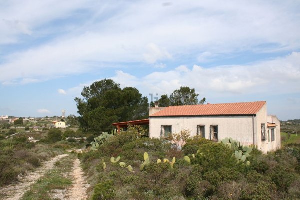 casa indipendente in vendita a Noto