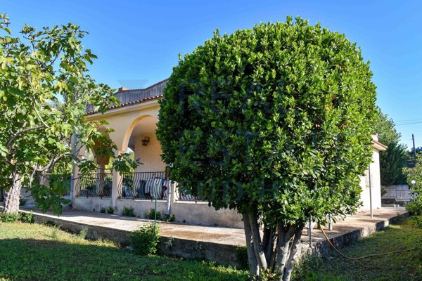 pentavano in vendita a Noto