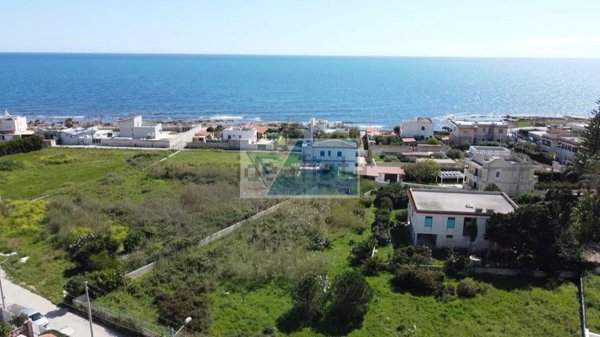 casa indipendente in vendita a Noto in zona Calabernardo