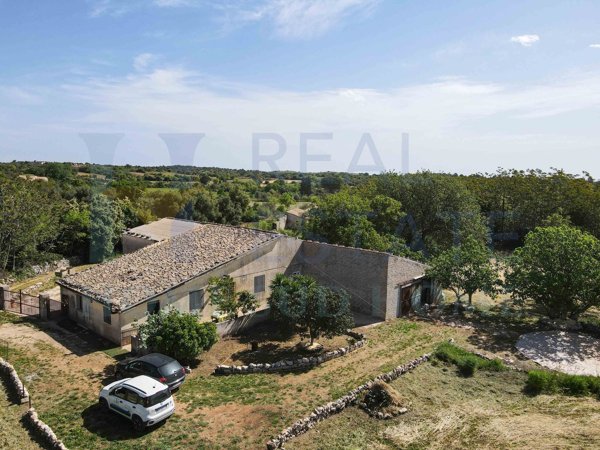 appartamento in vendita a Noto in zona Testa dell'Acqua