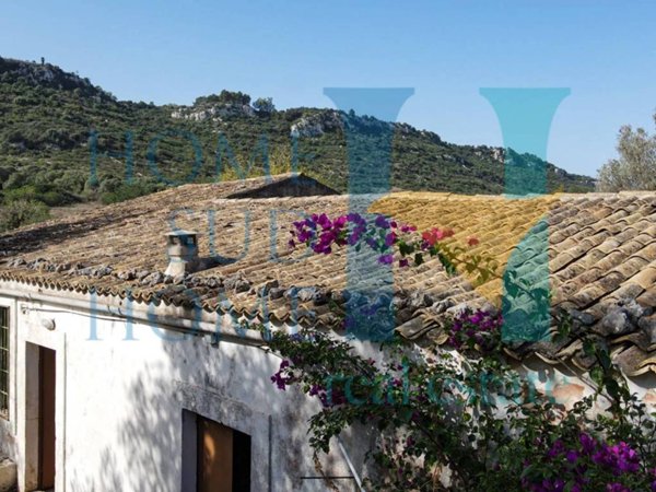 casa indipendente in vendita a Noto