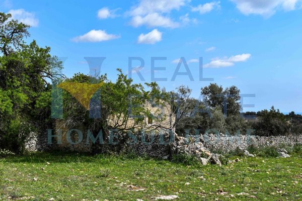 casa indipendente in vendita a Noto