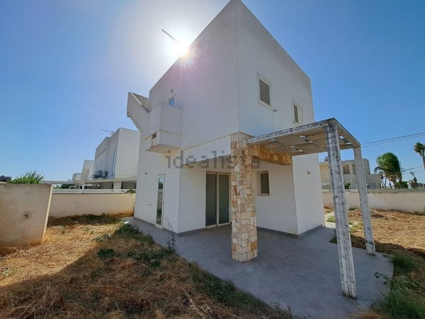 casa indipendente in vendita a Noto