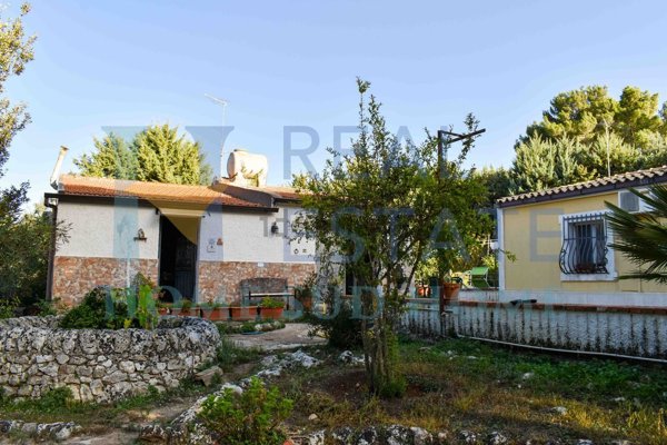 casa indipendente in vendita a Noto
