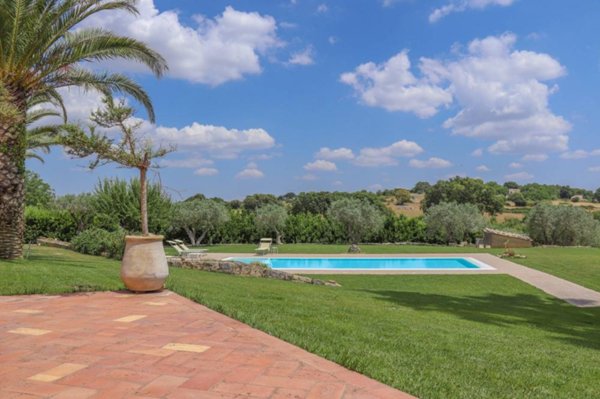 casa indipendente in vendita a Noto