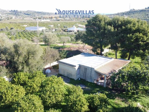 casa indipendente in vendita a Noto