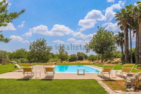 casa indipendente in vendita a Noto