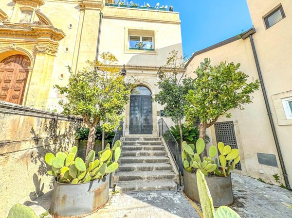 appartamento in vendita a Noto in zona San Lorenzo