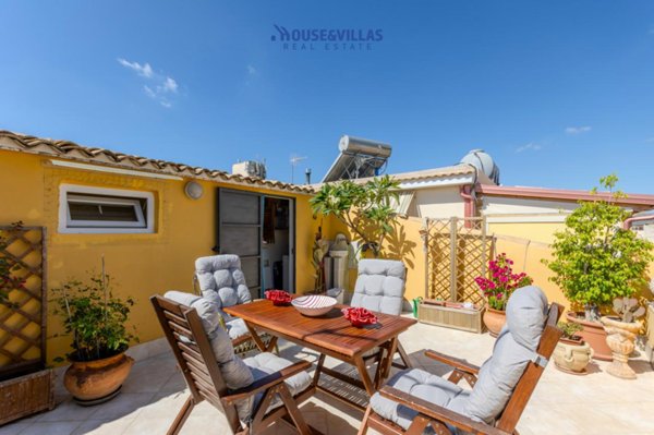 casa indipendente in vendita a Noto