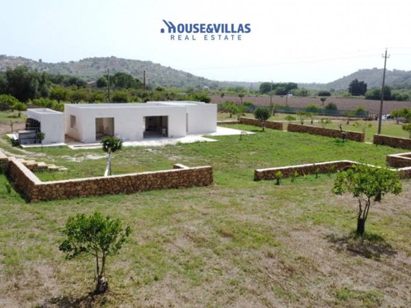 casa indipendente in vendita a Noto