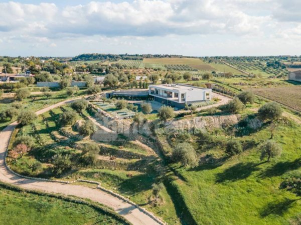 casa indipendente in vendita a Noto