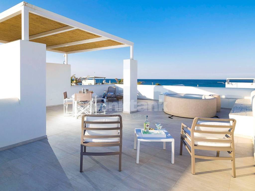 casa indipendente in vendita a Noto in zona Reitani