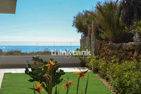 casa indipendente in vendita a Noto in zona Calabernardo