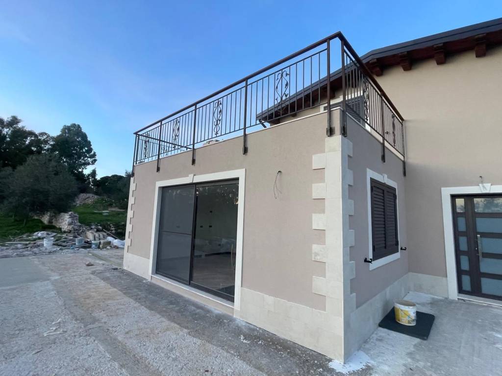 casa indipendente in vendita a Noto