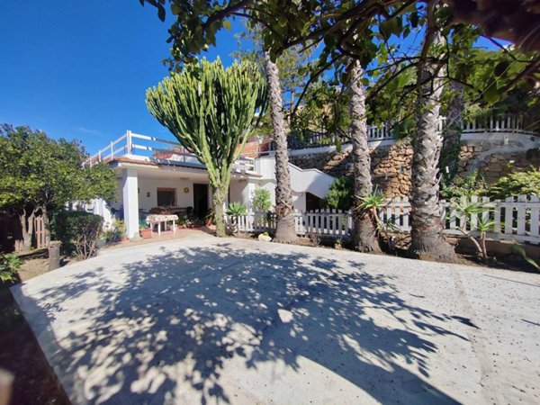 villa in vendita a Noto in zona Lido di Noto