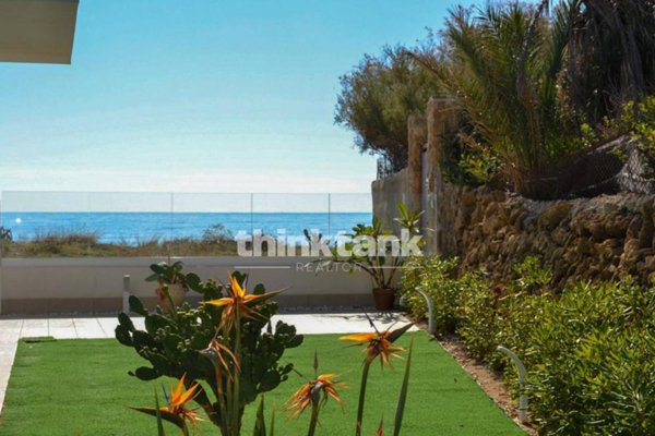 casa indipendente in vendita a Noto in zona Calabernardo