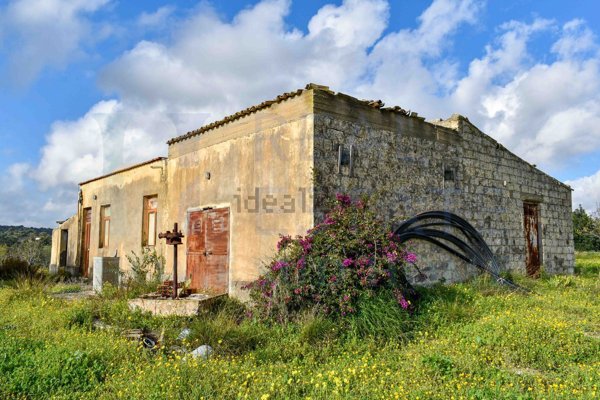 casale in vendita a Noto