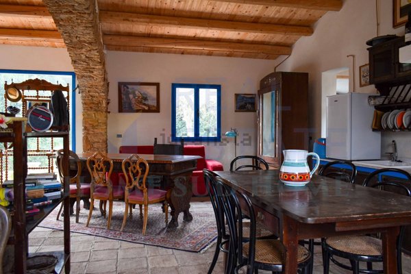 casa indipendente in vendita a Noto