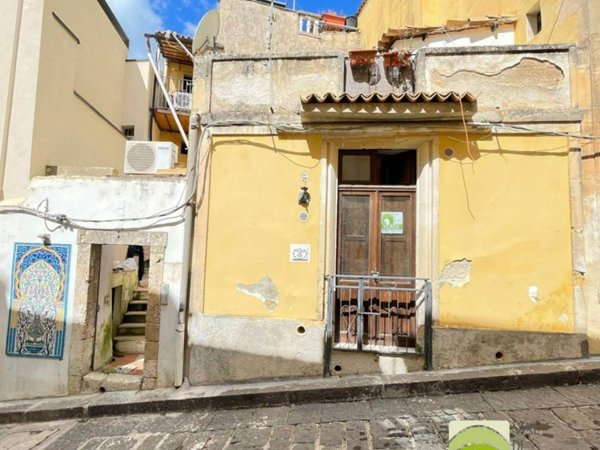 casa indipendente in vendita a Noto