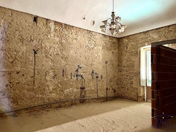 casa indipendente in vendita a Noto