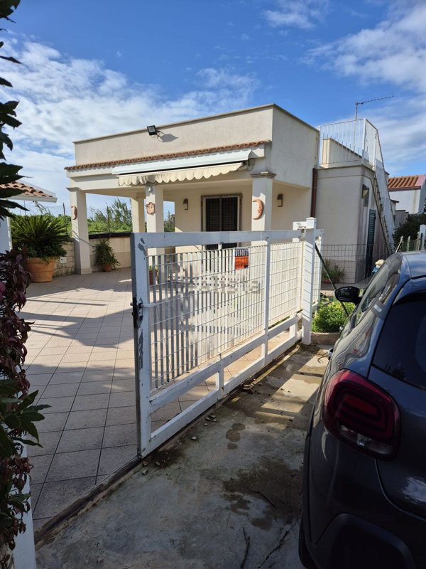 casa indipendente in vendita a Noto in zona San Lorenzo