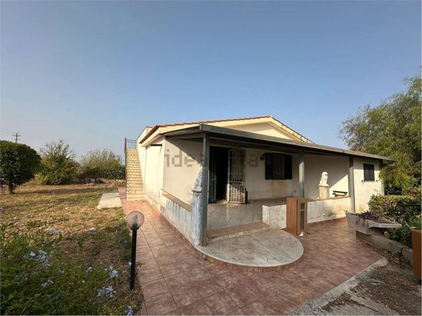 casa indipendente in vendita a Noto